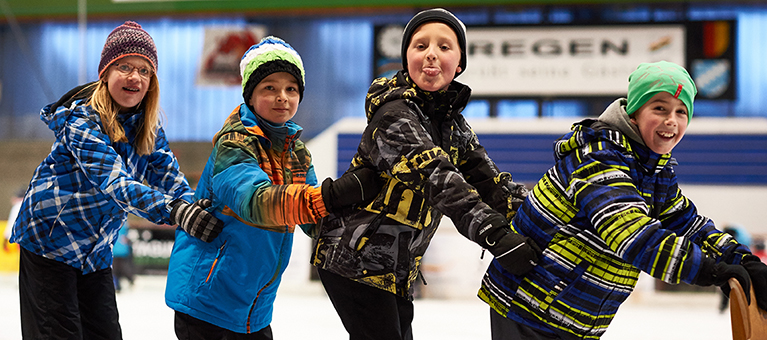 Schulsport im Eissportzentrum
